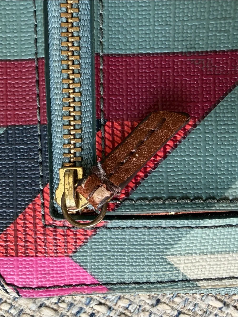 Fossil Green Multicolor Zip Wallet